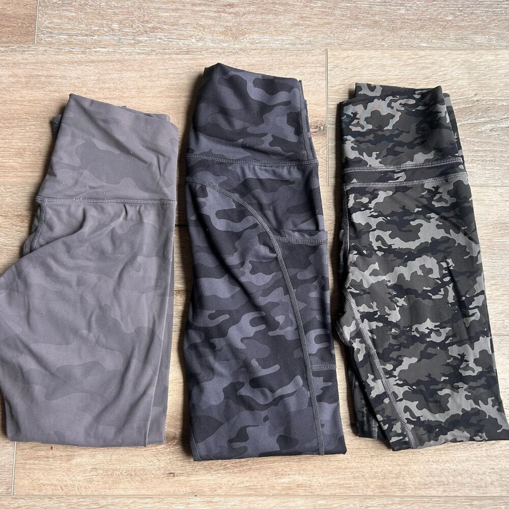 Three pairs of camouflage leggings 7/8 length high waisted size XXS